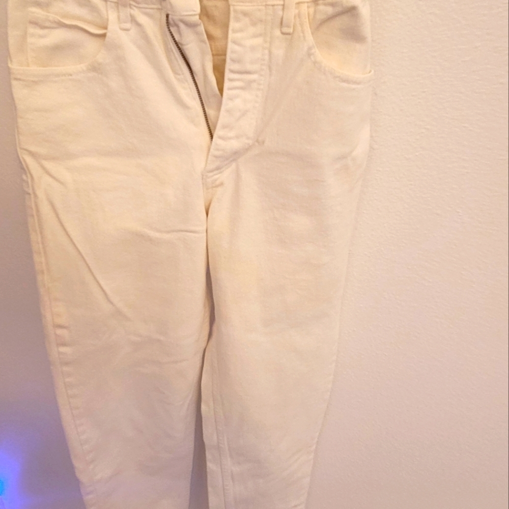 GUESS JEANS